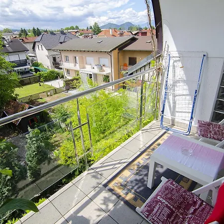 Apartments Greenslo Ljubljana Exterior photo