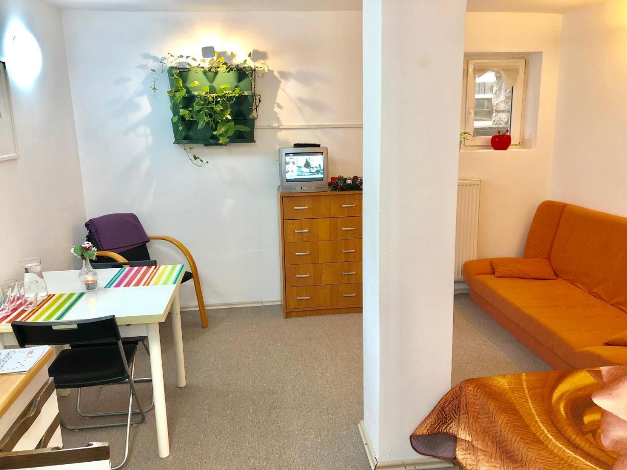 Greenslo Apartment Ljubljana